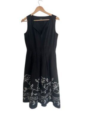 Barrie Pace Black Linen Floral Embroidered Dress 4